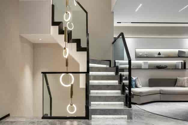 Interior Designer for Staircase