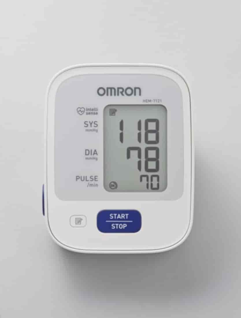 OMRON Blood Pressure Monitor Machine (HEM-7121)