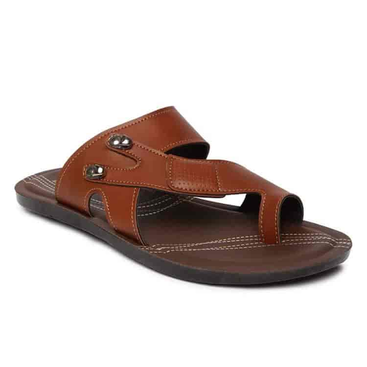 Paragon chappal image and on sale price