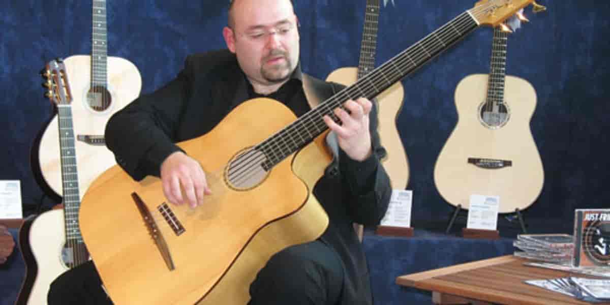 Btb746 Bass Guitar in Coimbatore - Dealers, Manufacturers