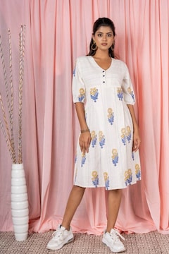 South Cotton Handloom Dress Materials - Get Best Price from Manufacturers &  Suppliers in India