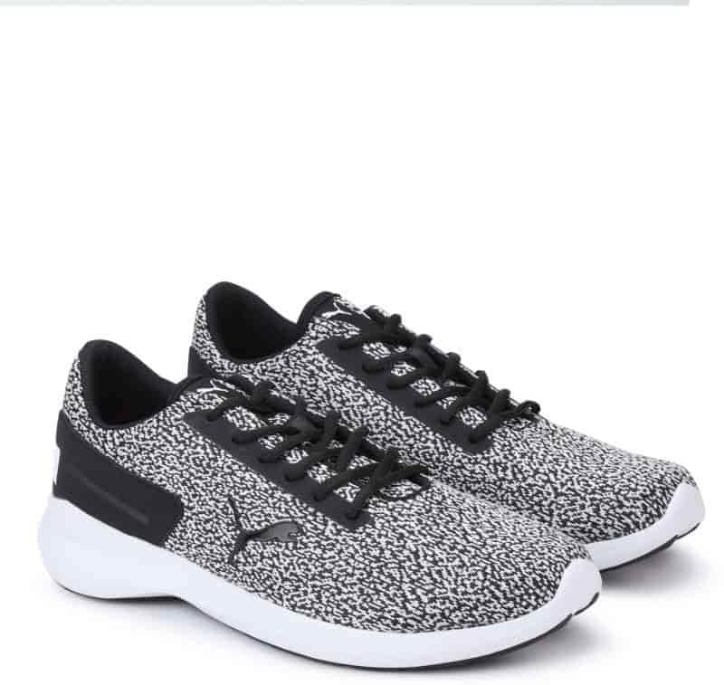 PUMA Men's PacerELIDP Walking Shoes (Size - 7, Black, White)