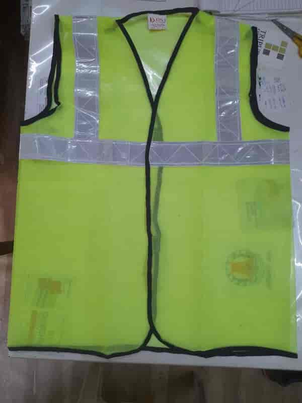 High Visibility Safety Jacket Get Best Price from Manufacturers & Suppliers in India