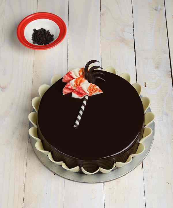 Ribbons & Balloons Mocca Delight Cake (3 kg)