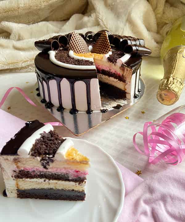 Ribbons & Balloons German Black Forest Cake (5 kg)