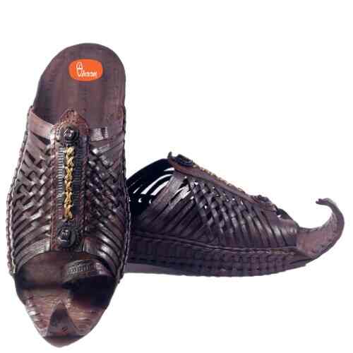 best kolhapuri chappal design