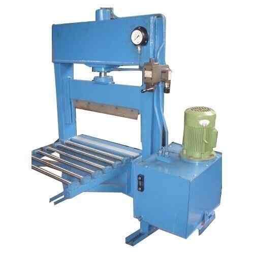 Rubber Band Cutting Machine - Hair Band Rubber Cutting Machine Wholesaler  from Howrah