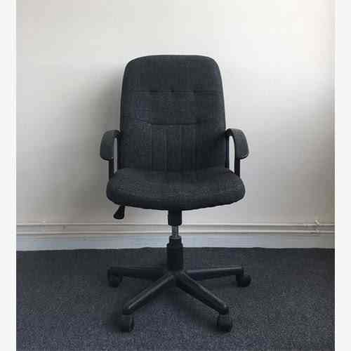 Second hand chair discount price