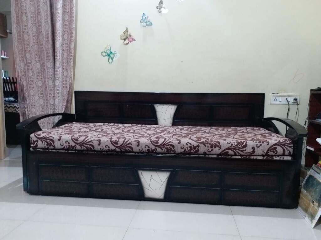 Second hand double online bed near me
