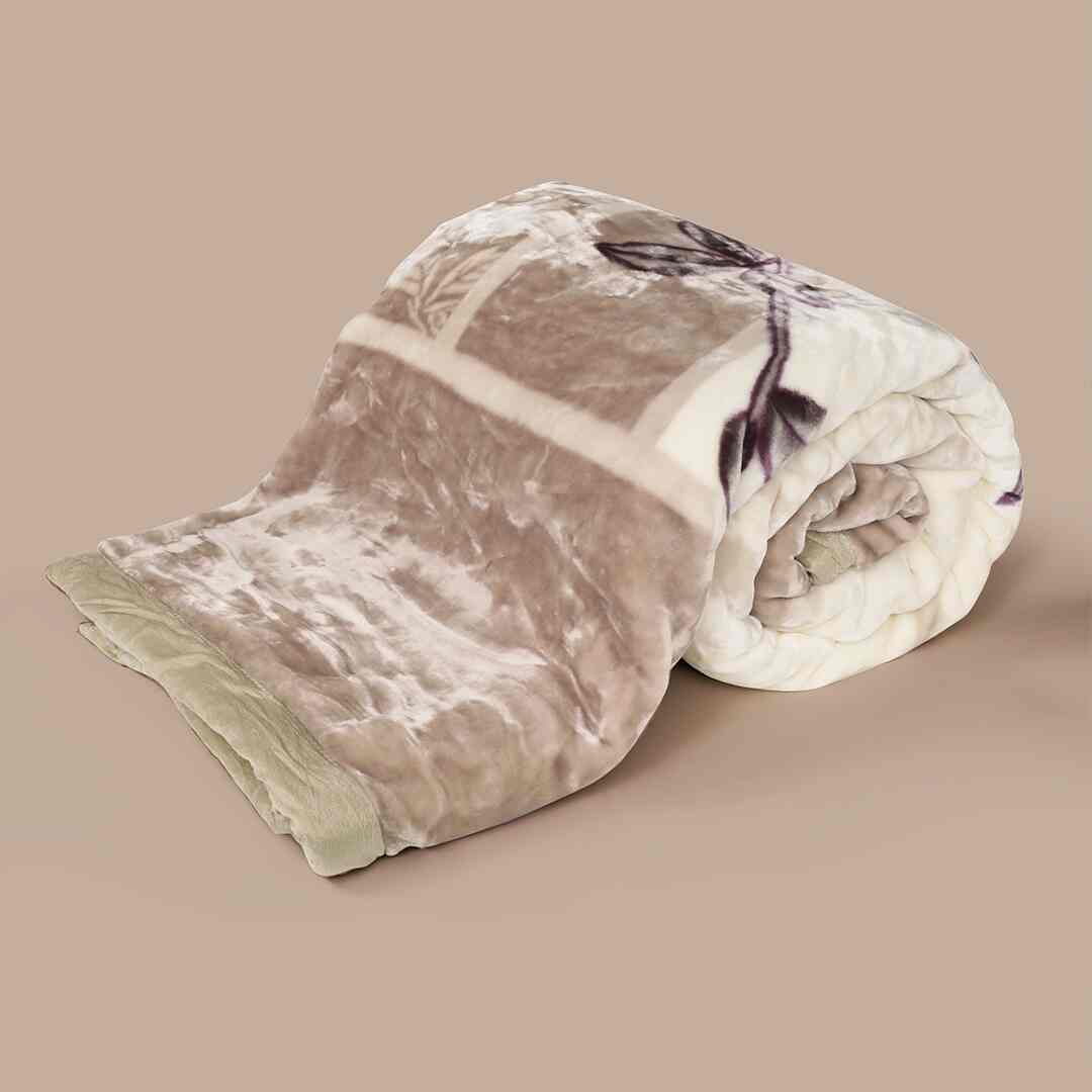Signature Blankets in Kolhapur Dealers, Manufacturers & Suppliers