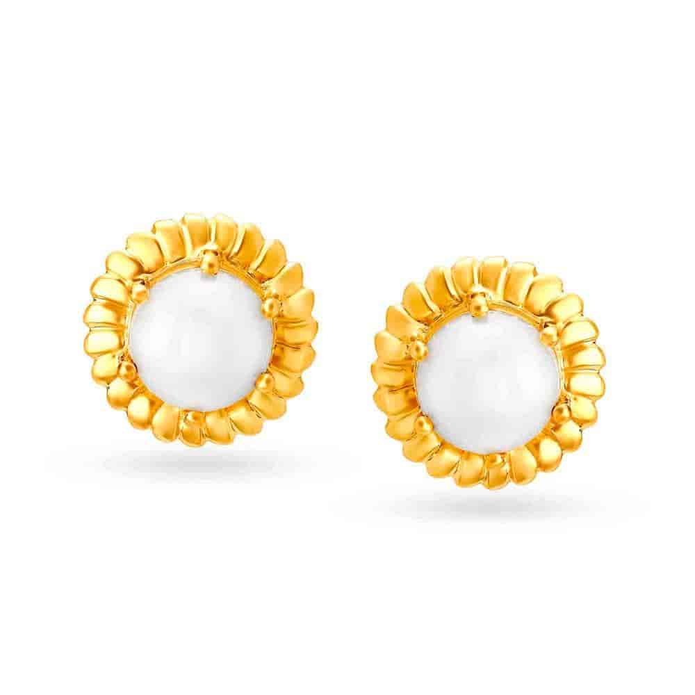 TANISHQ Adalynn Pearl Stud Earrings in Bidar Dealers