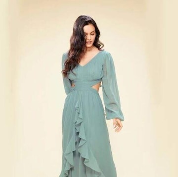 Forever 21 43682103 Satin Cami Slip Dress Teal in Bharuch - Dealers,  Manufacturers & Suppliers -Justdial