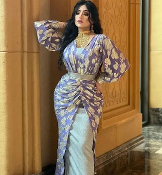 mangalore traditional dress for ladies Graceful makeover for @premanjali_dsouza08's Mangalorean Catholic  Pre-wedding Roce, styled in traditional Kirgi-Bhaju with elegance by  Rebloom. Makeup/Hair: @rebloom_beautycare @rebloom_bridal_makeupstudio  Photography: @baluphotography99