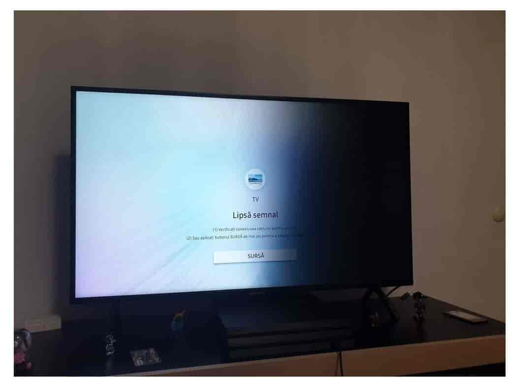 TV Half Screen Issue