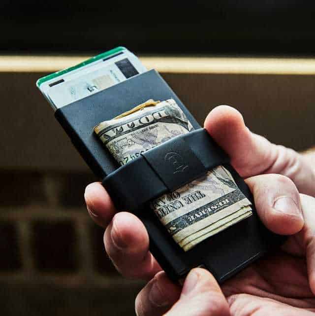 Challenger Wallet - Challenger Batua Price Starting From Rs