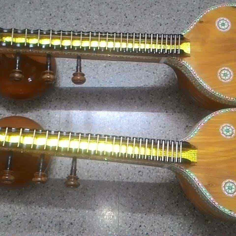 Veena Stand Get Best Price from Manufacturers Suppliers in India