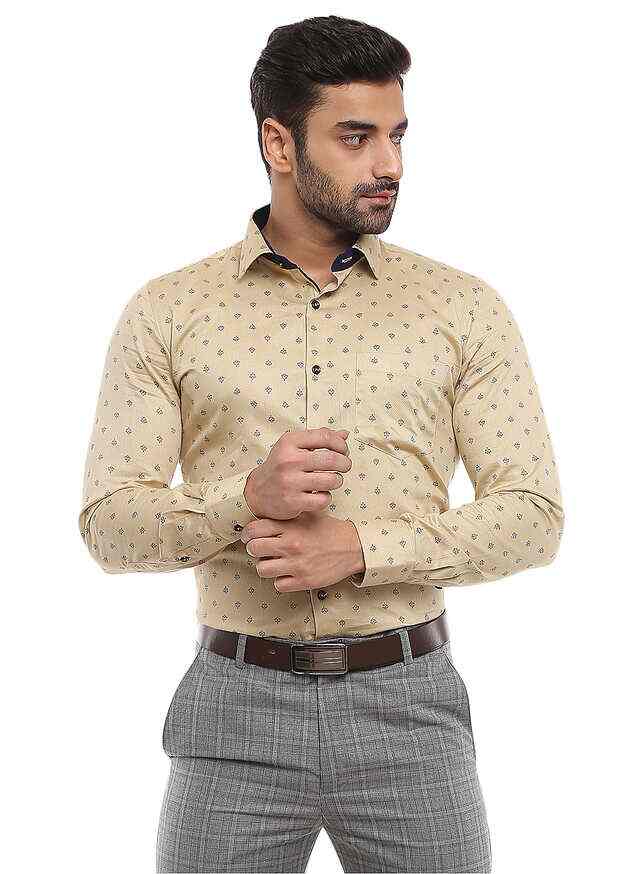Men S Readymade Garment Branded Men Apparel Clothing Price Starting From Rs 200 Pc Find Verified Sellers at Justdial