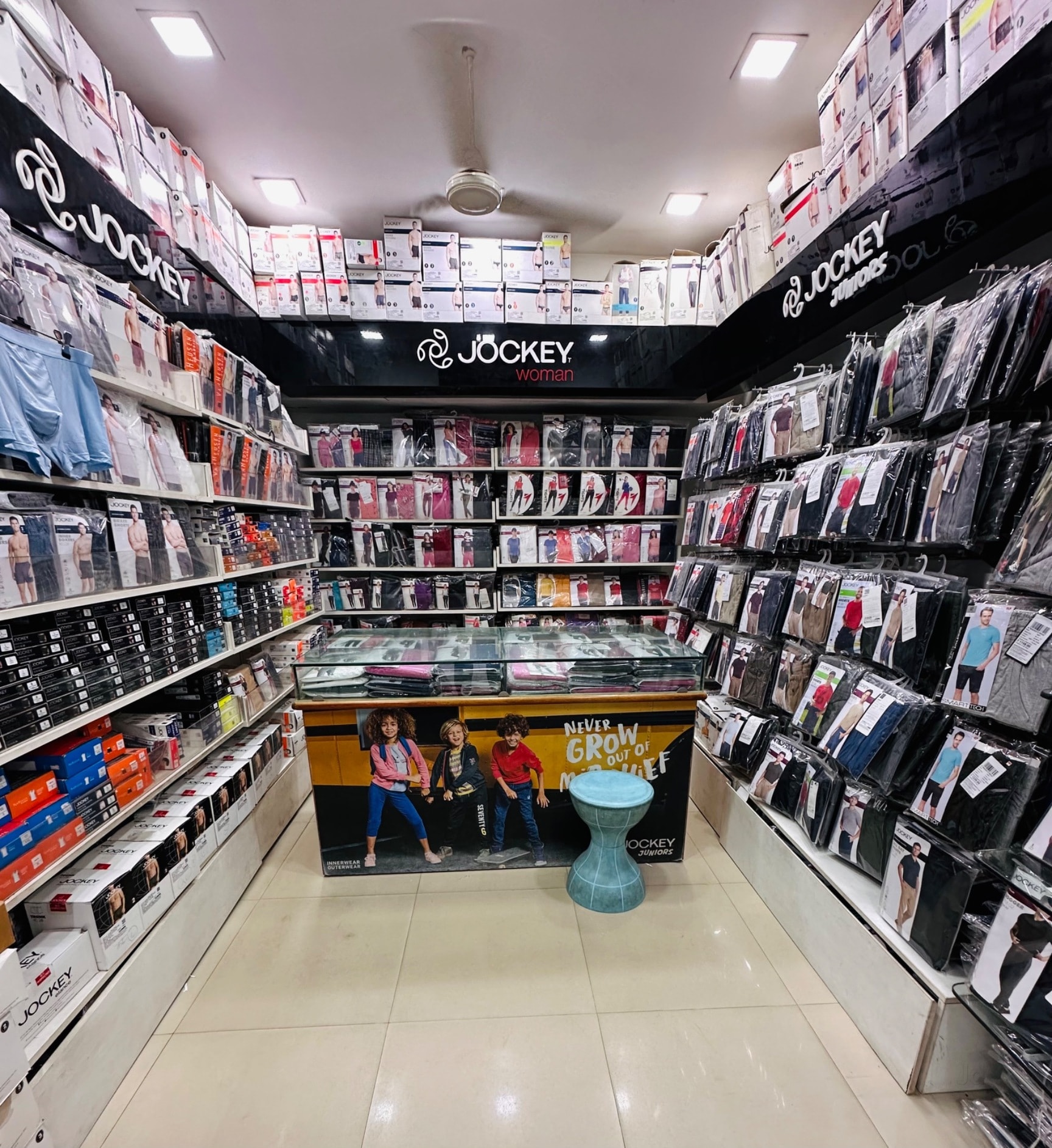 ladies dress shop in ahmedabad Top Women Formal Wear Retailers - Best Formal Wear Retailers near me images:true
