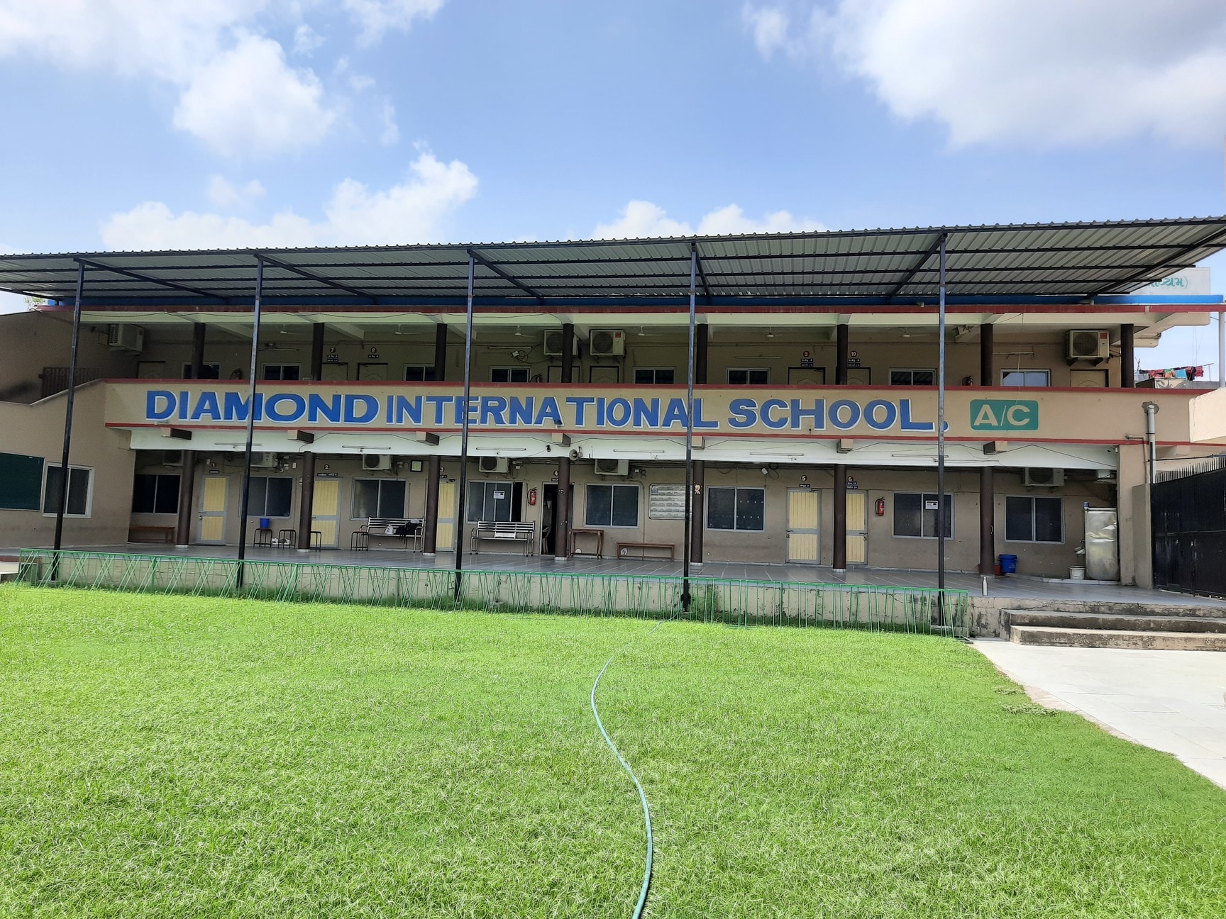 Diamond International School in Sarkhej,Ahmedabad - Best English 