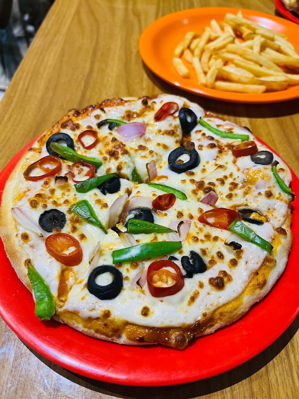 Pizza Home Delivery Services near Highway Mall Chandkheda, Ahmedabad -  online Pizza Order - Justdial
