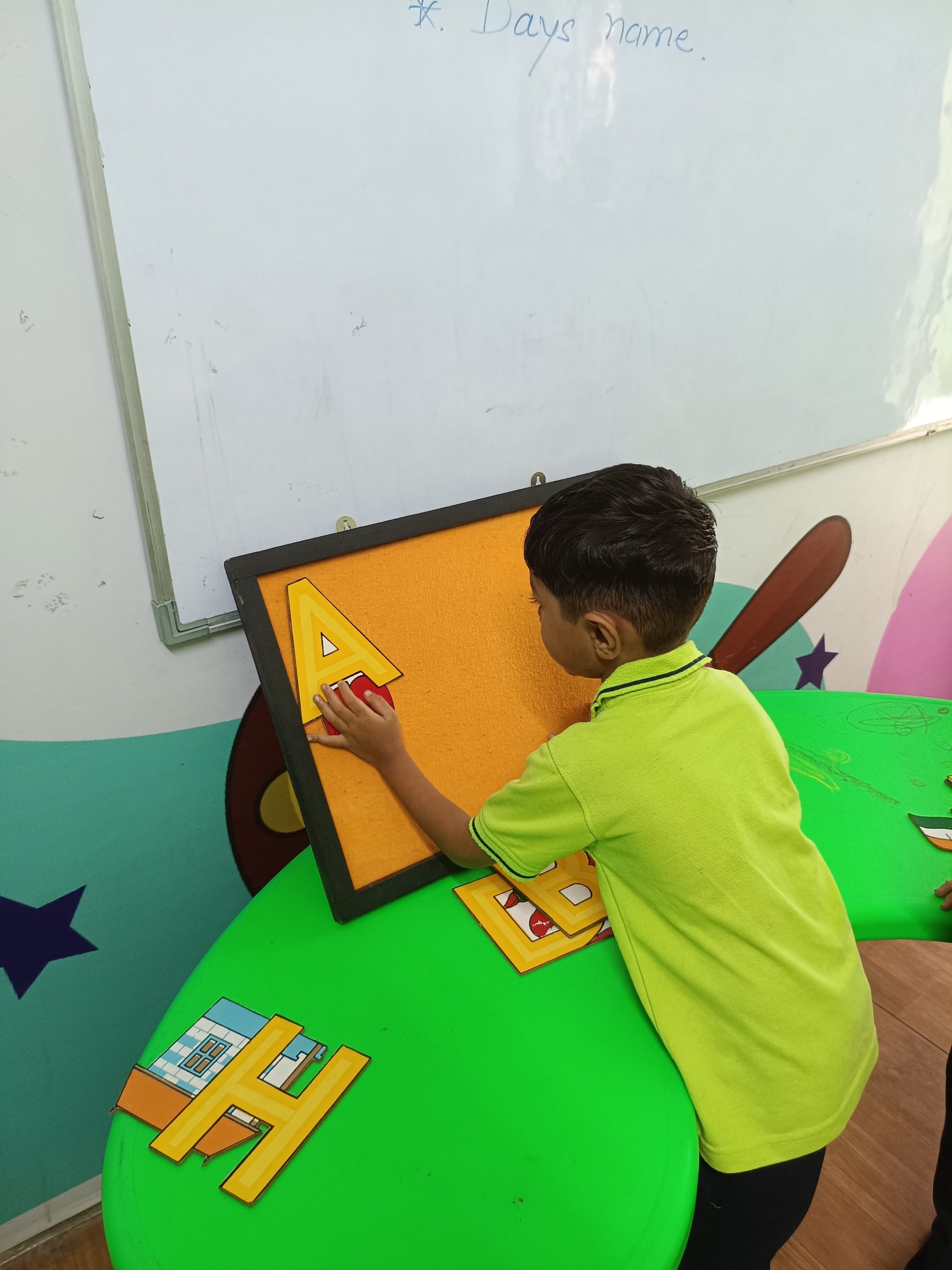 Radiance kids play school