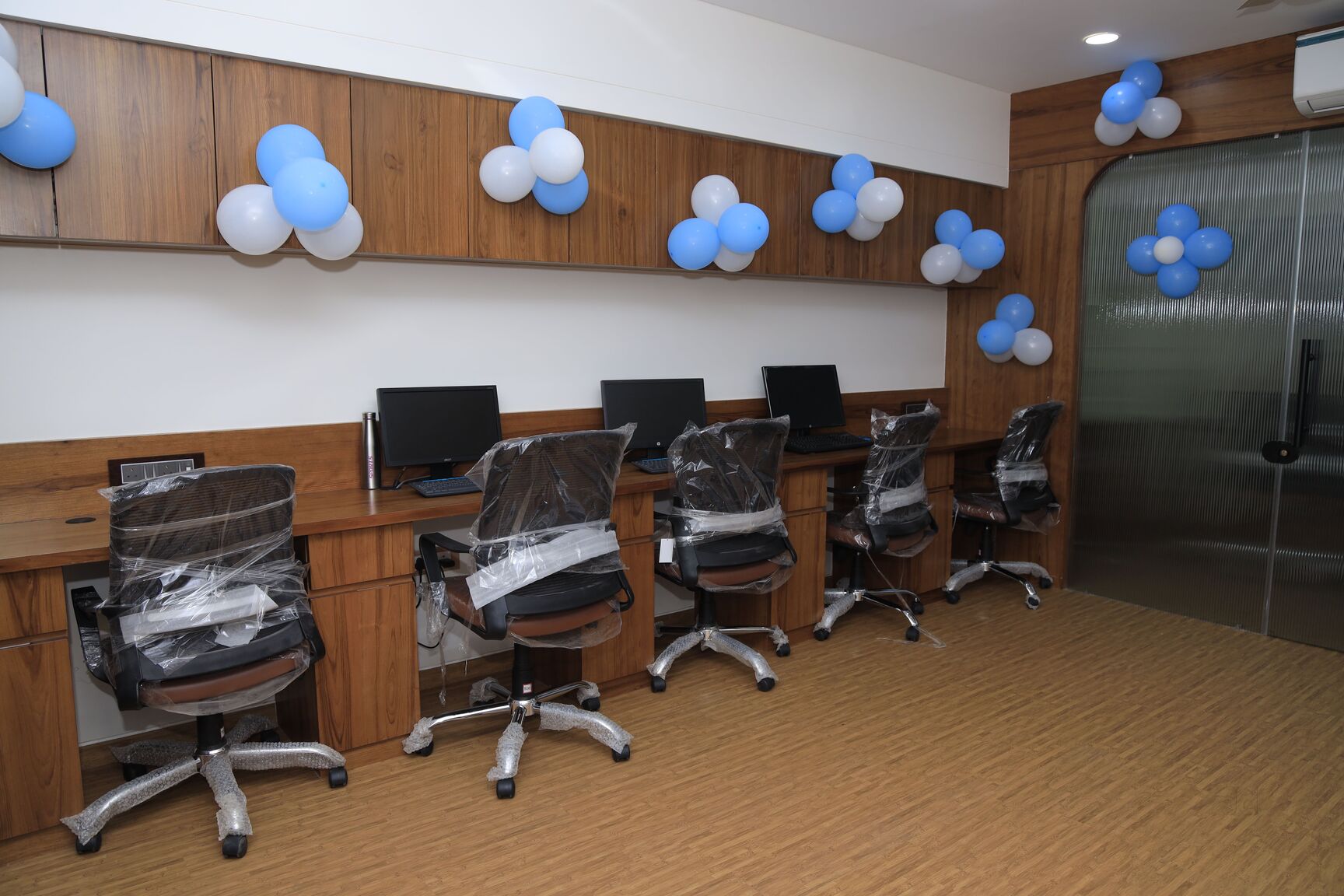 H S Lalwani & Co. Chartered Accountants - Image 4