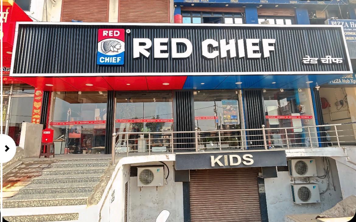 varanasi nearest red chief showroom