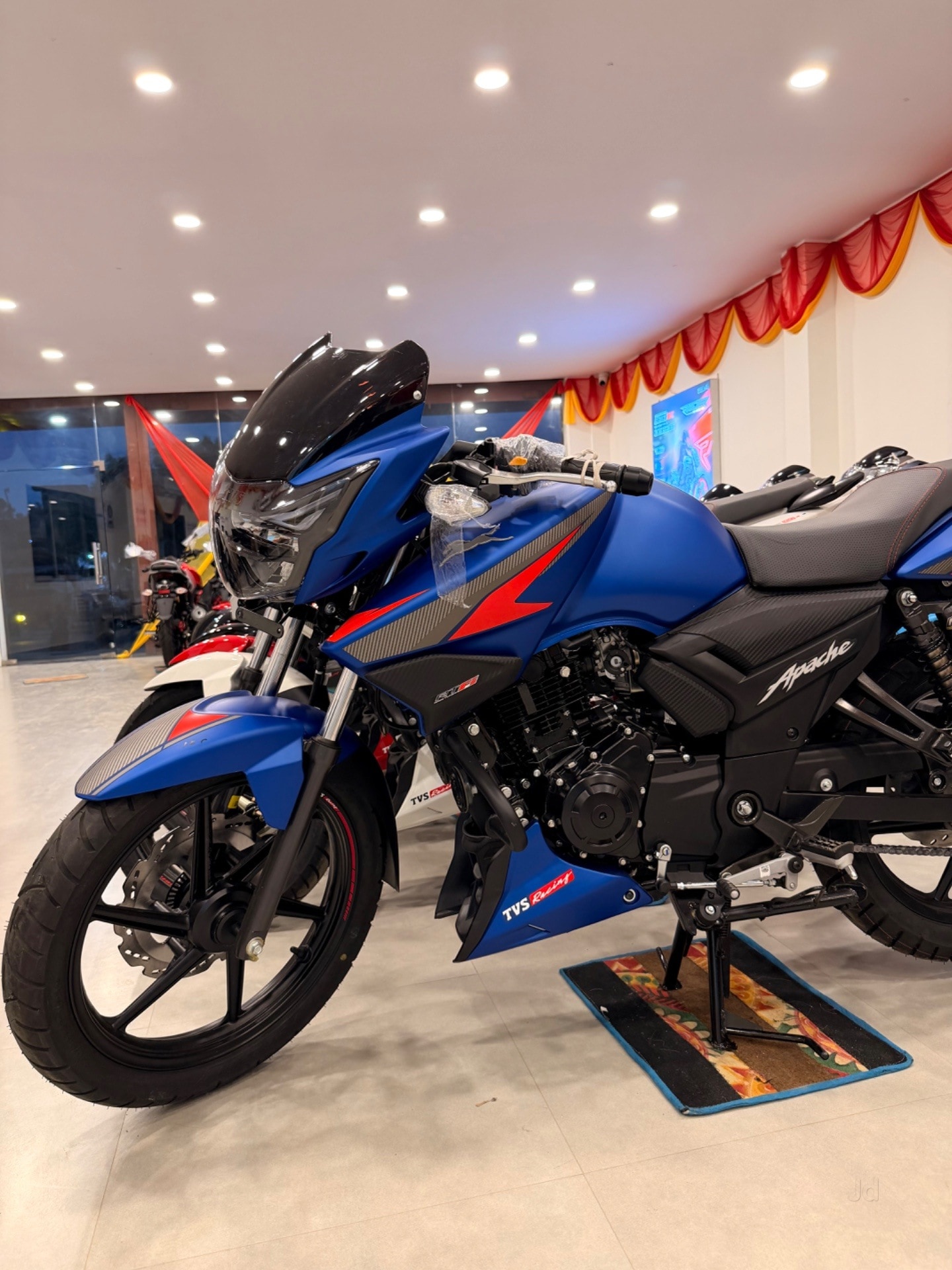 Top Motorcycle Dealers TVS Raider 125 in Lahartara - Best
