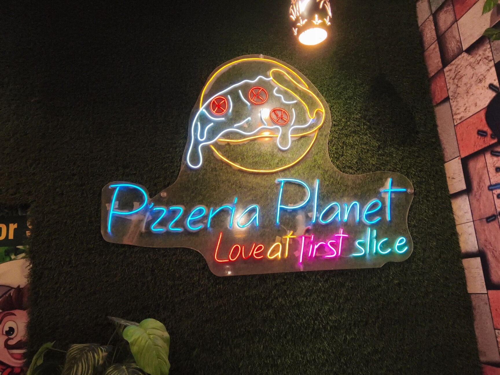 Pizzeria Planet in Chakiya,Allahabad - Best Restaurants near me in