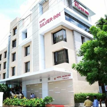 https://content.jdmagicbox.com/v2/comp/aurangabad-maharashtra/f8/9999px240.x240.140207132545.z6f8/catalogue/hotel-executive-silver-inn-jalna-road-aurangabad-aurangabad-maharashtra-hotels-9g7prygybc-250.jpg