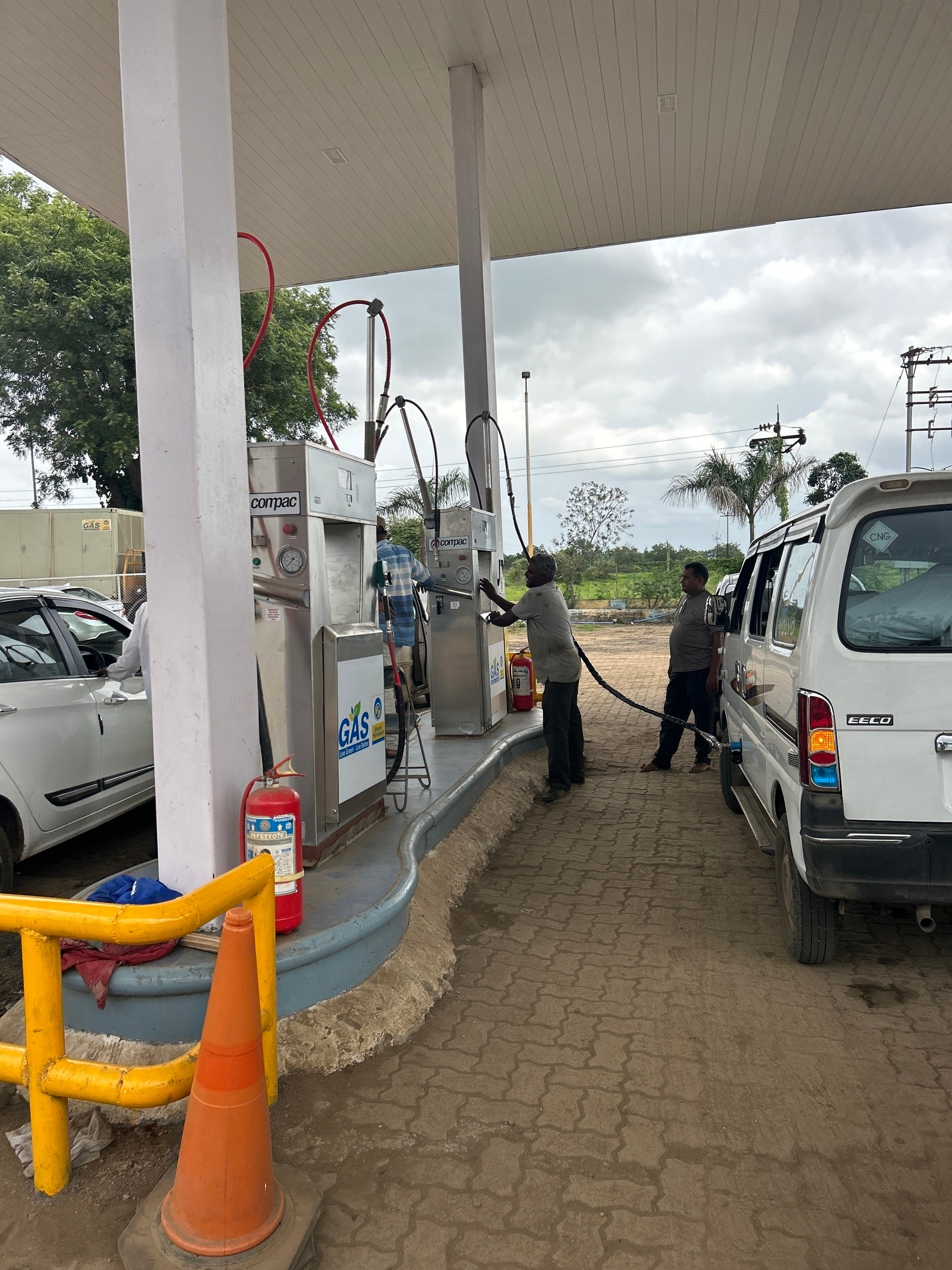 Top Petrol Pumps in Ellora - Best Petrol Filling Stations near me - Justdial