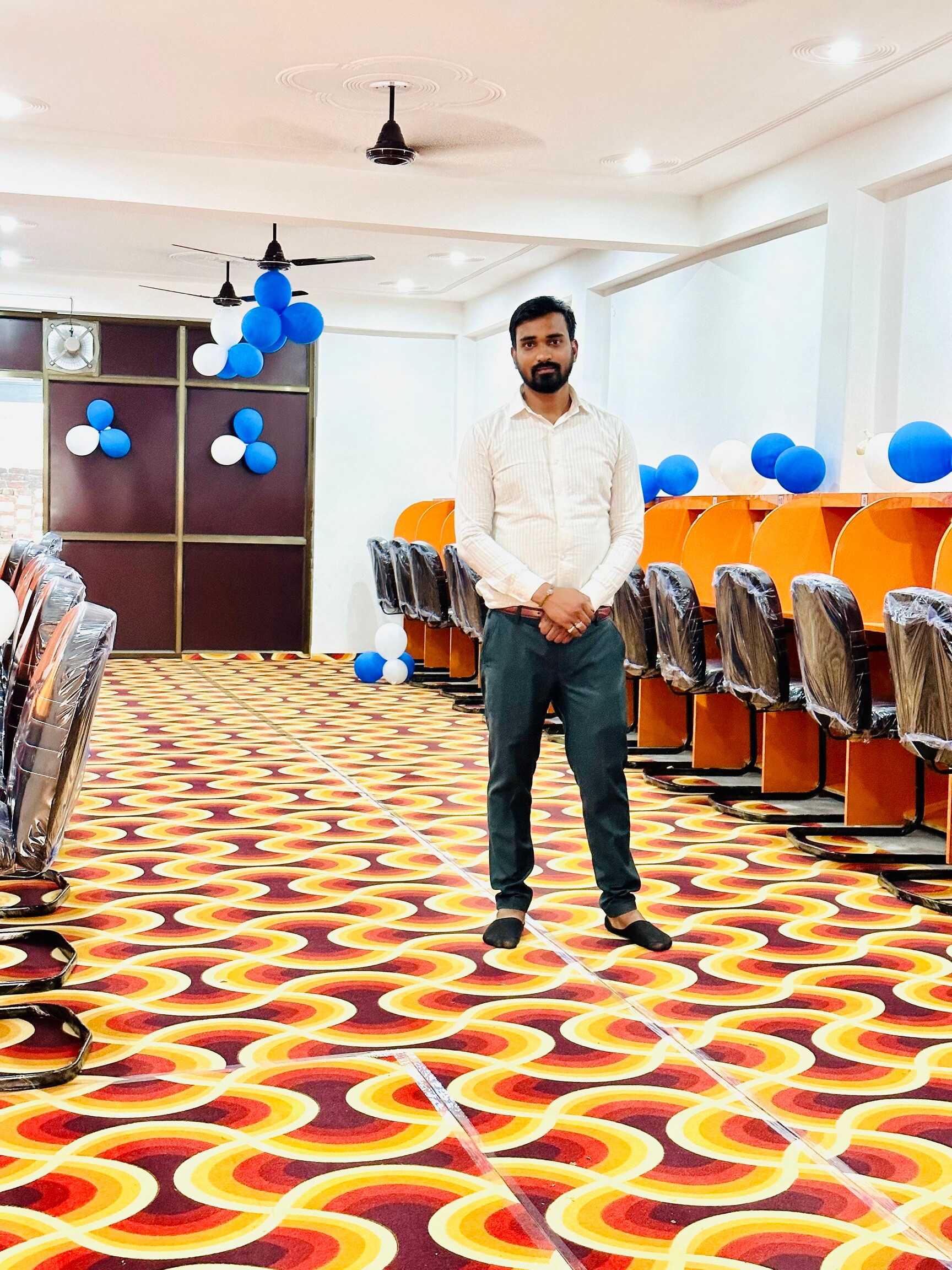 Vijay & Son\'S Library Study Point 3