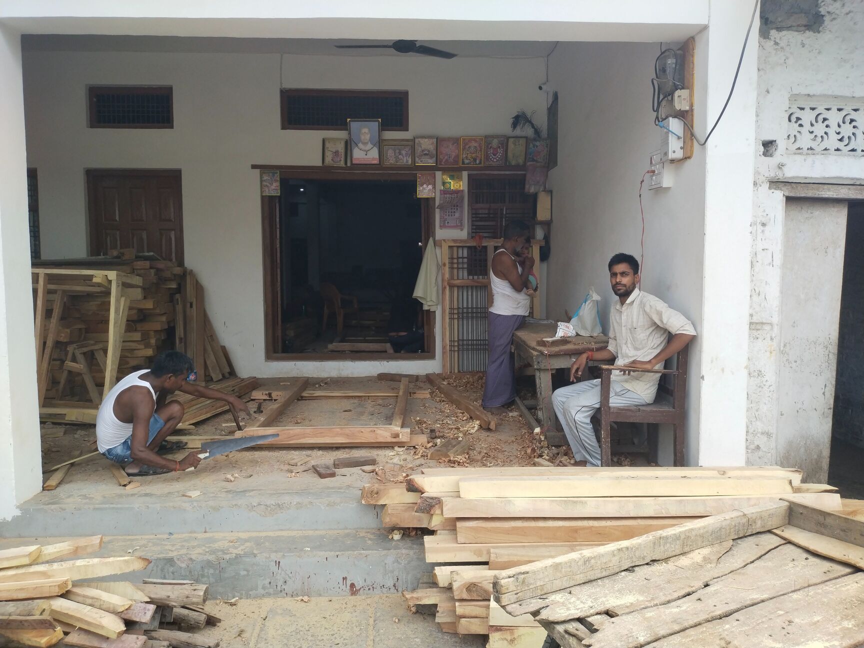 Top Door Dealers in Lal Ganj - Best Readymade Door Dealers