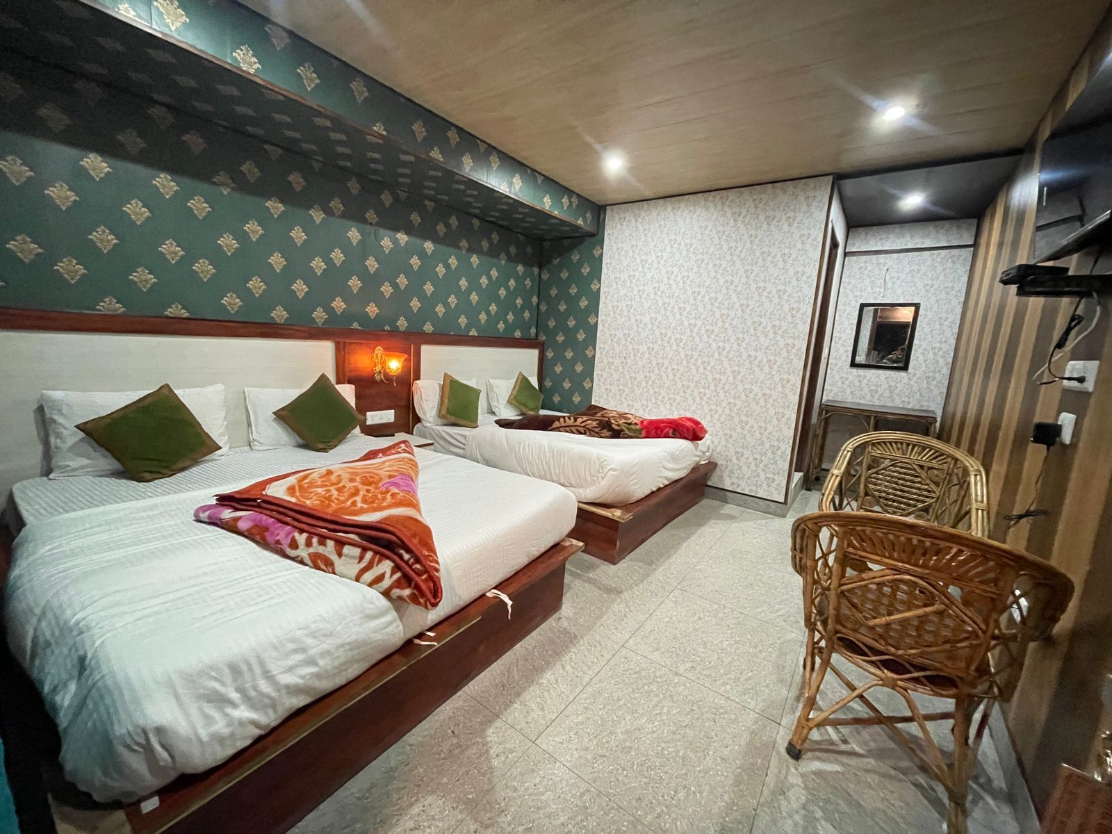 Hotels in Badrinath