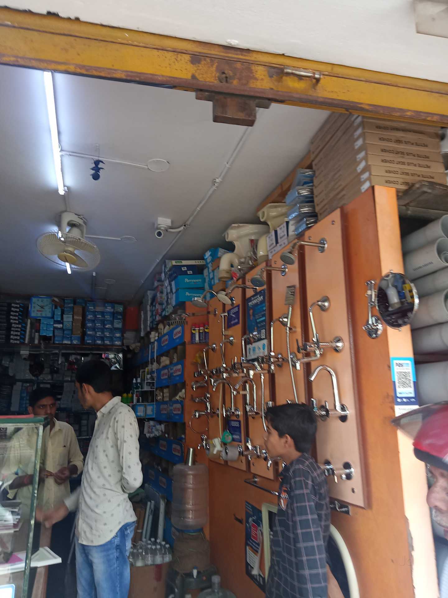 Maya Ceramics in Marathahalli,Bangalore Best Ceramic Shops in