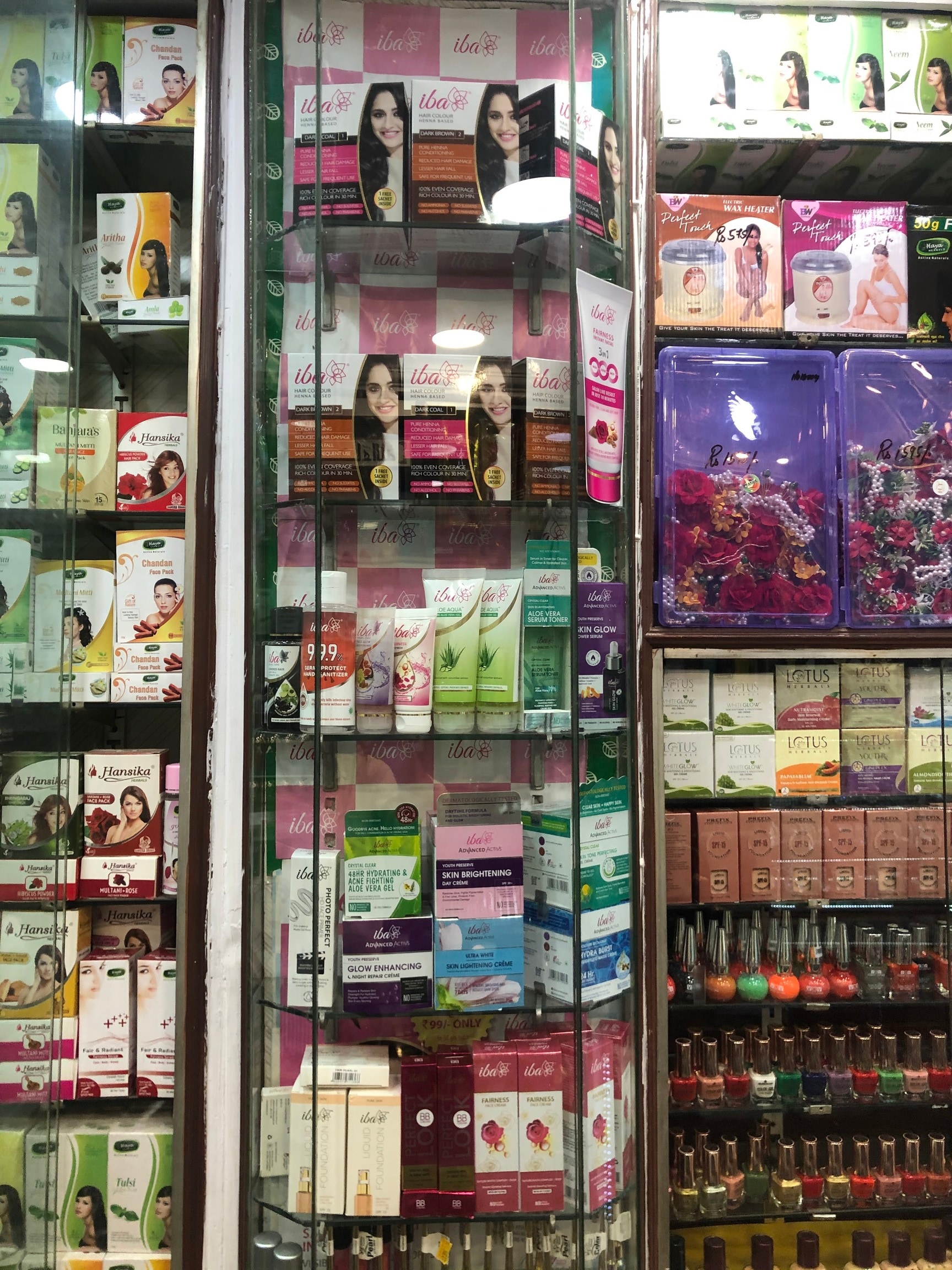 Select Emporium in Commercial Street,Bangalore Best Imitation