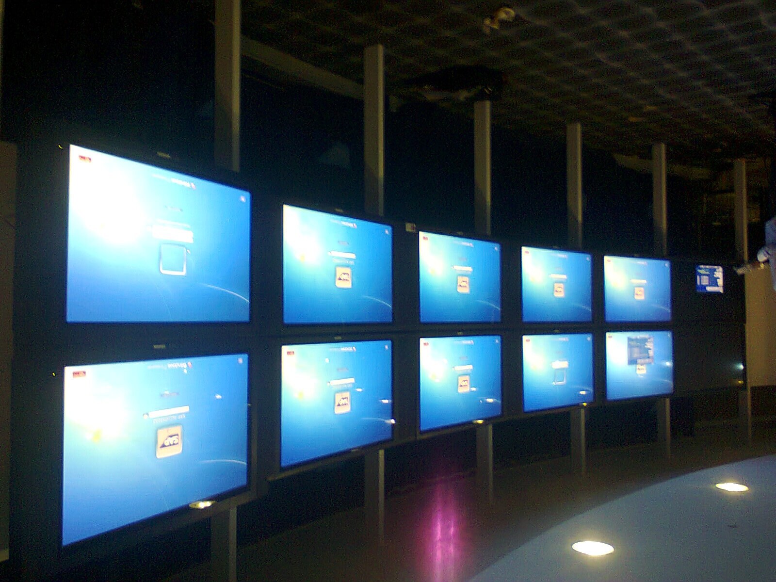 SLN Communications in Srirampuram,Bangalore Best 3D Projector Dealers