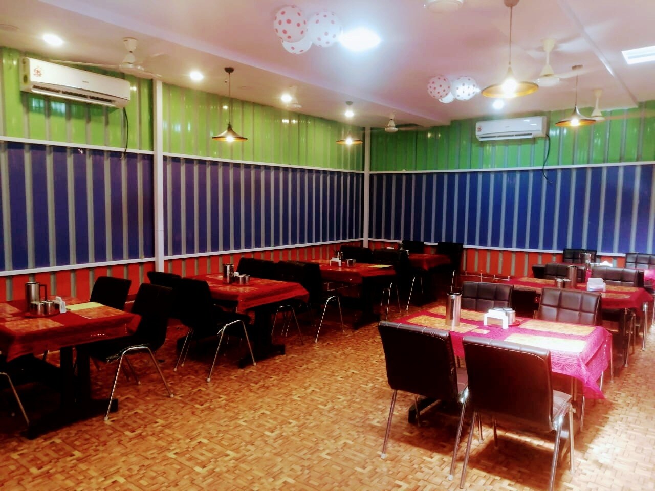The Homeaway in Prasanth Extension,Bangalore - Order Food Online - Best ...