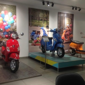 Superbike showroom near me 2025