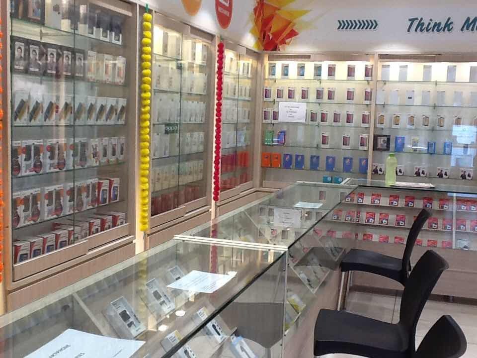 Boat smartwatch showroom near me 2025