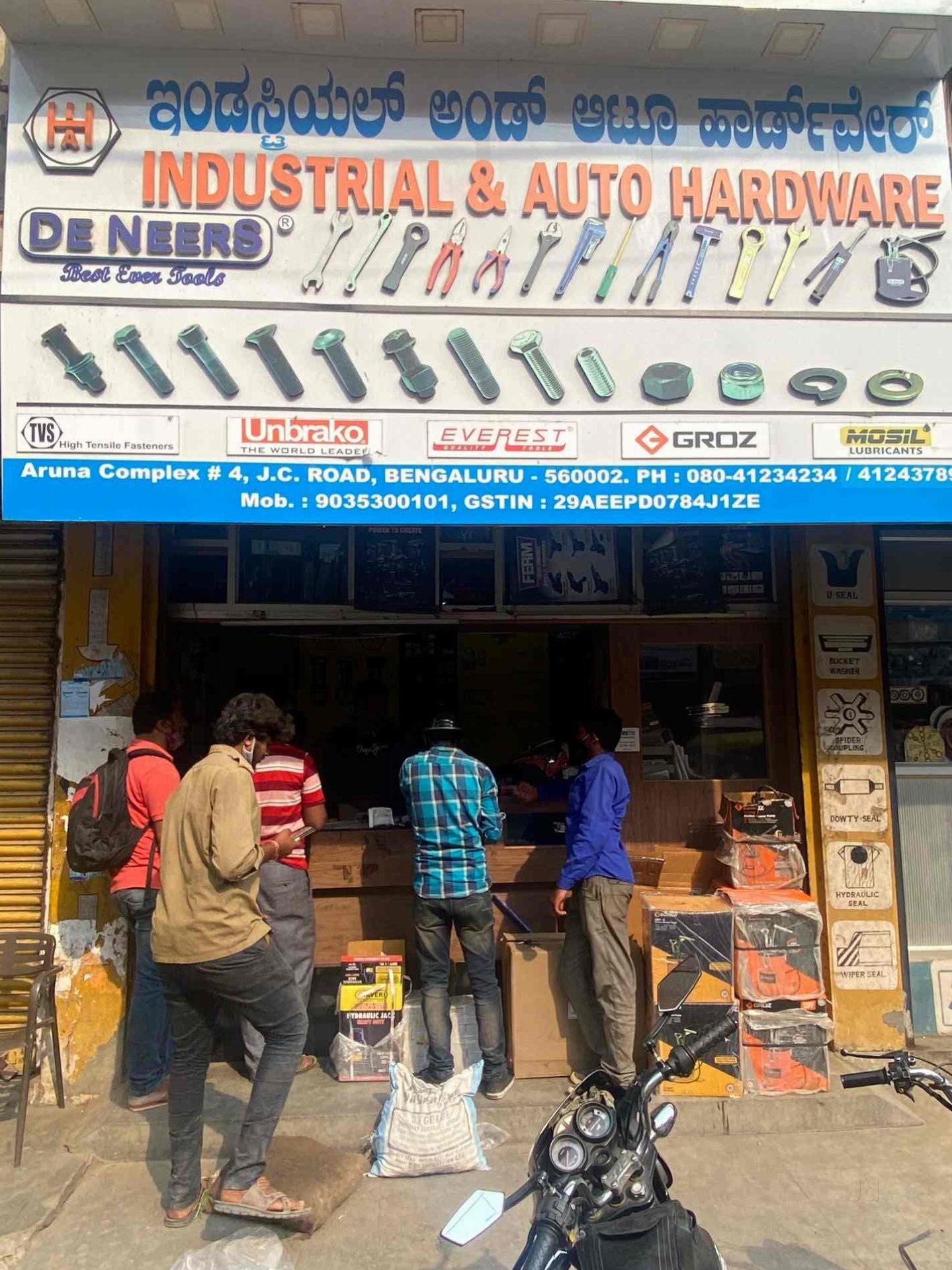Top Shoe Wholesalers in Balepet Chickpet Best Footwear Wholesalers Bangalore Justdial