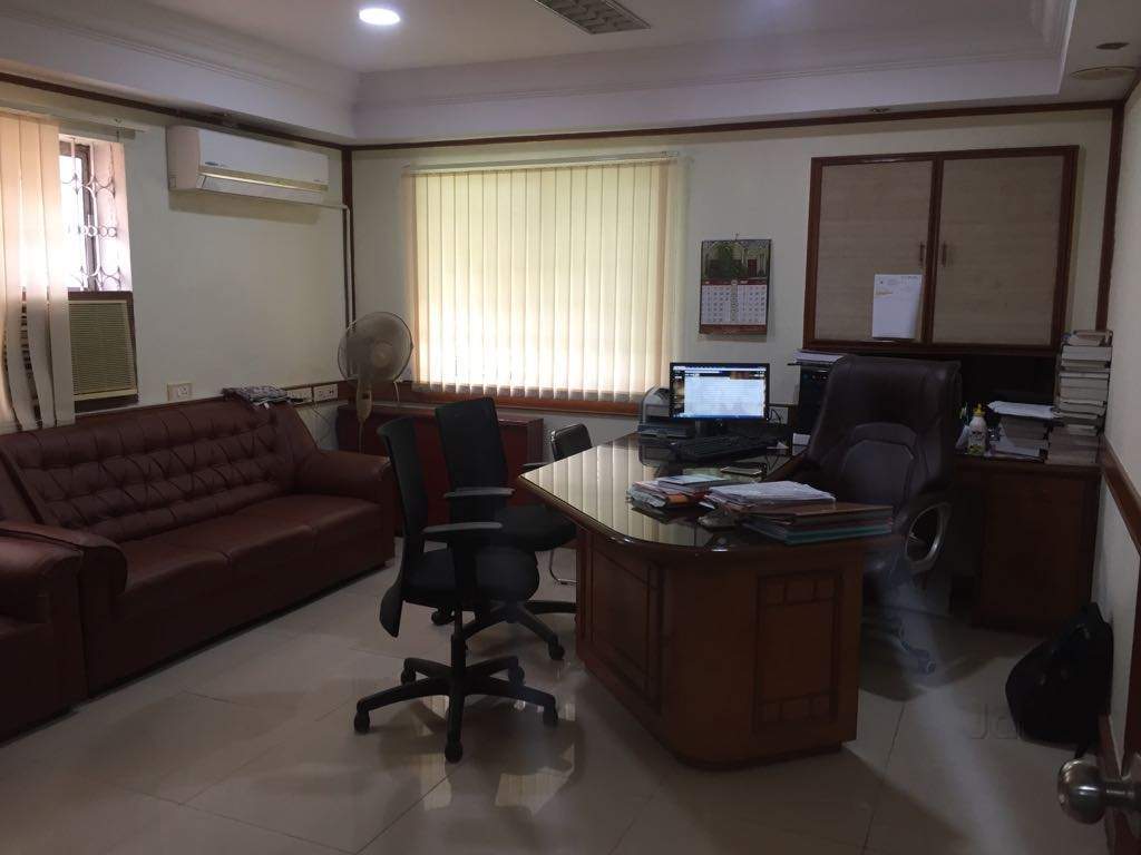 M Khan And Associates