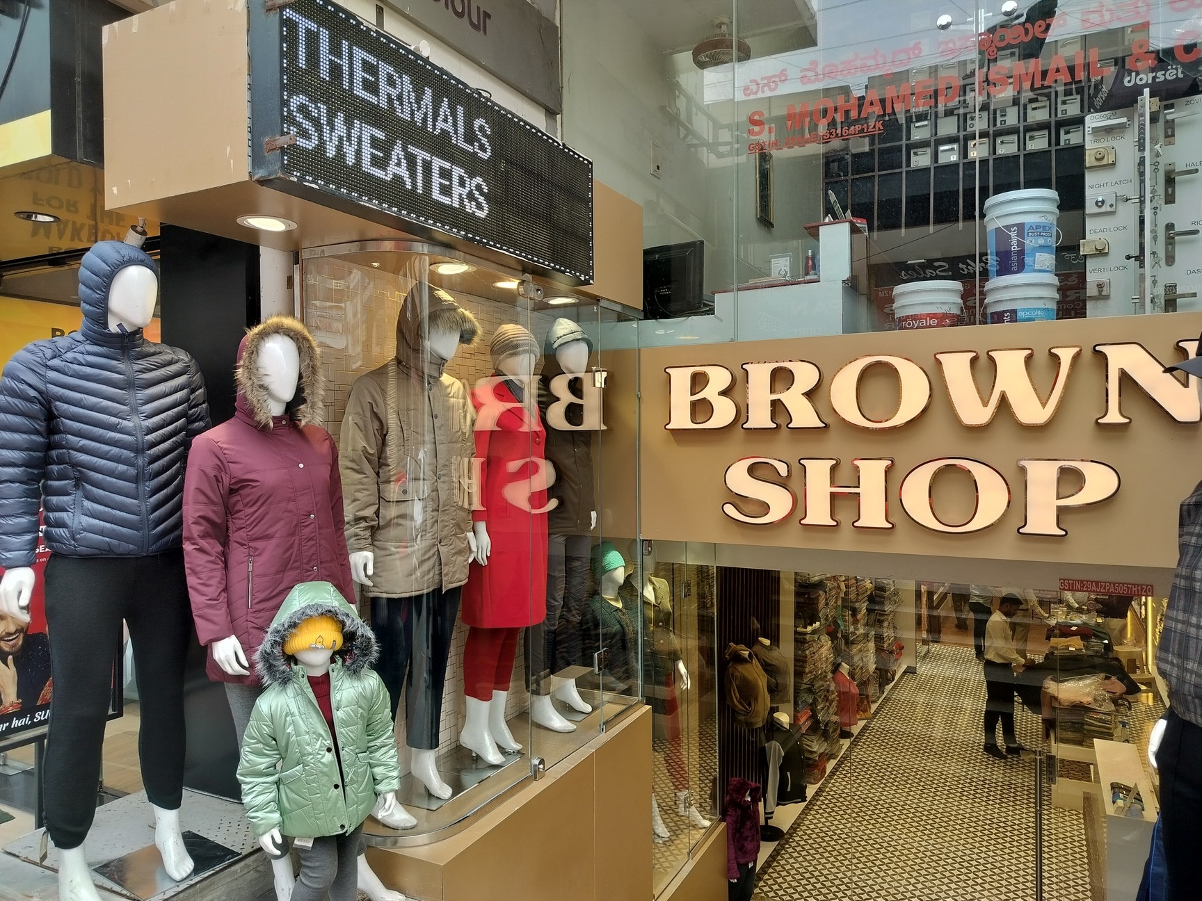Sweaters shops near me outlet