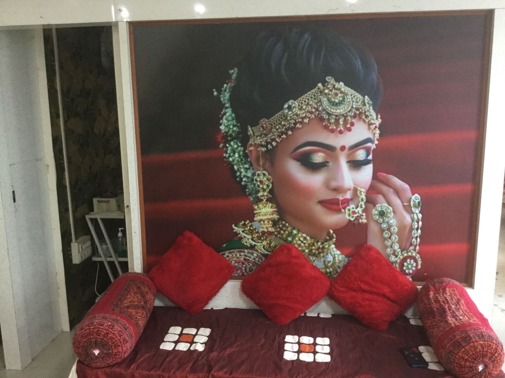 Tulips Beauty Parlour in Ganganagar,Bangalore Best Beauty Parlours in