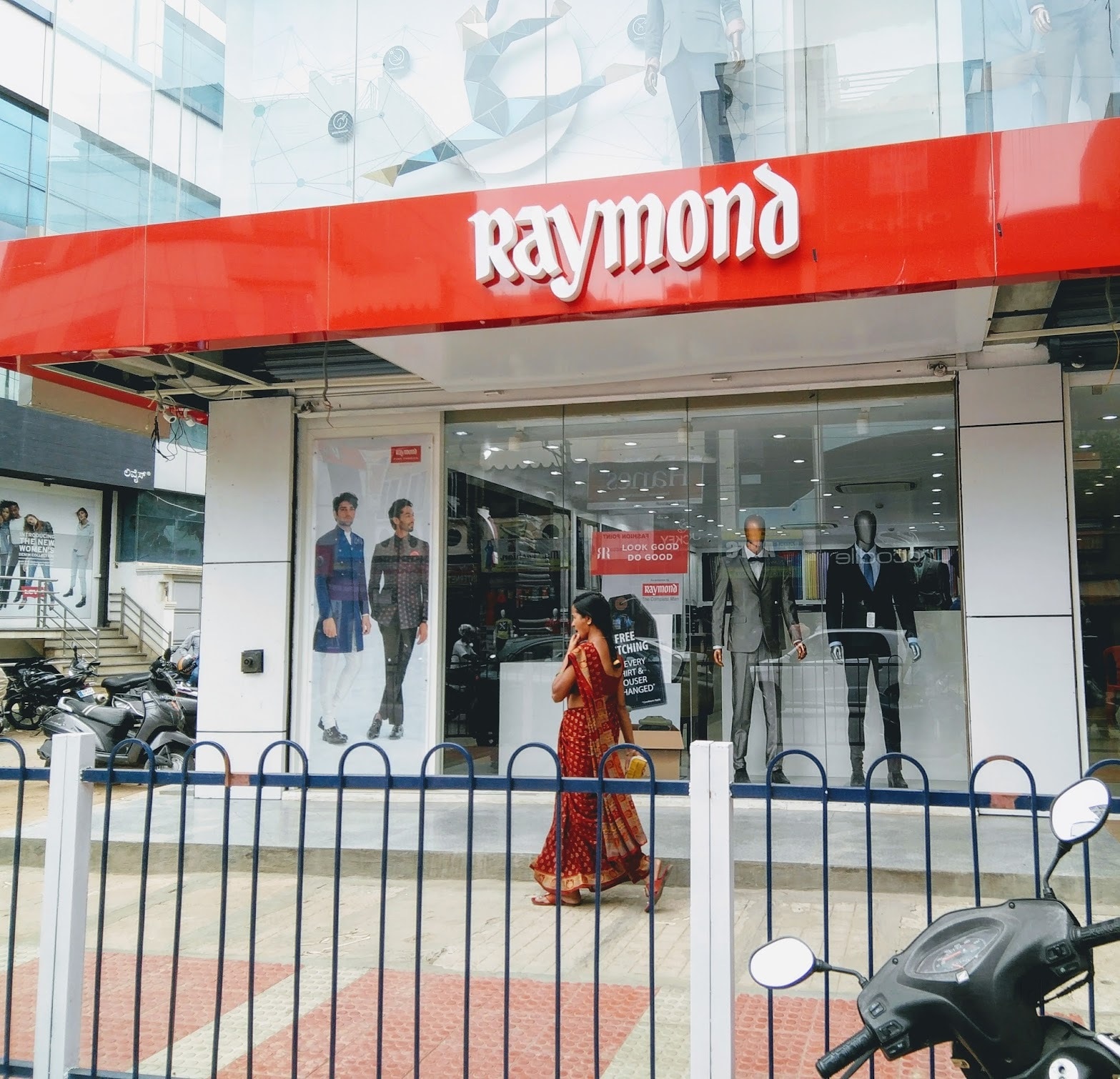 Raymond cloth store near me sales