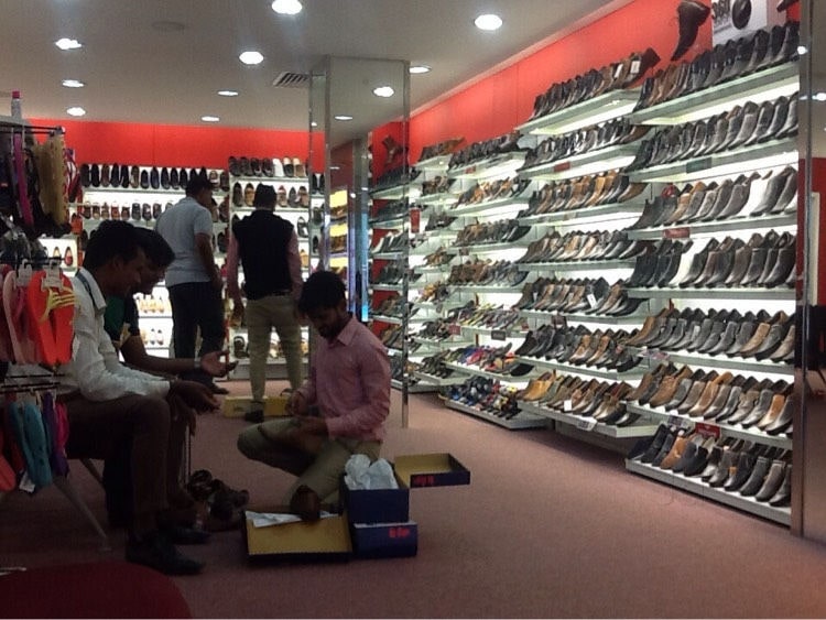 Find list of Metro Shoe Stores in Bangalore near me - Justdial