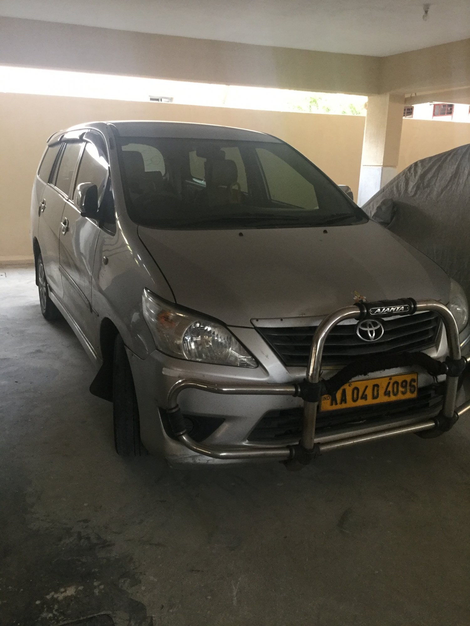 Top Tata Indica Vista Car On Hire For Outstation in Yeshwanthpur Suburb 2  Stage - Best Tata Indica Vista On Rent For Outstation - Justdial