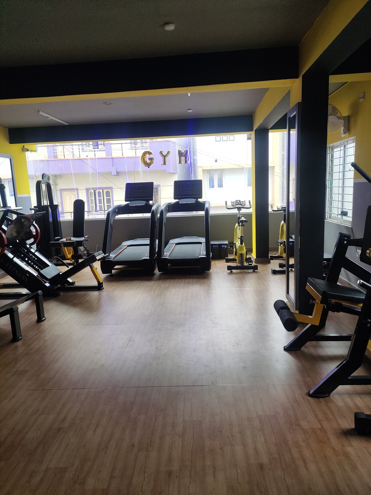 Gravity Fitness Gym in Ejipura,Bangalore Best Dance Classes in