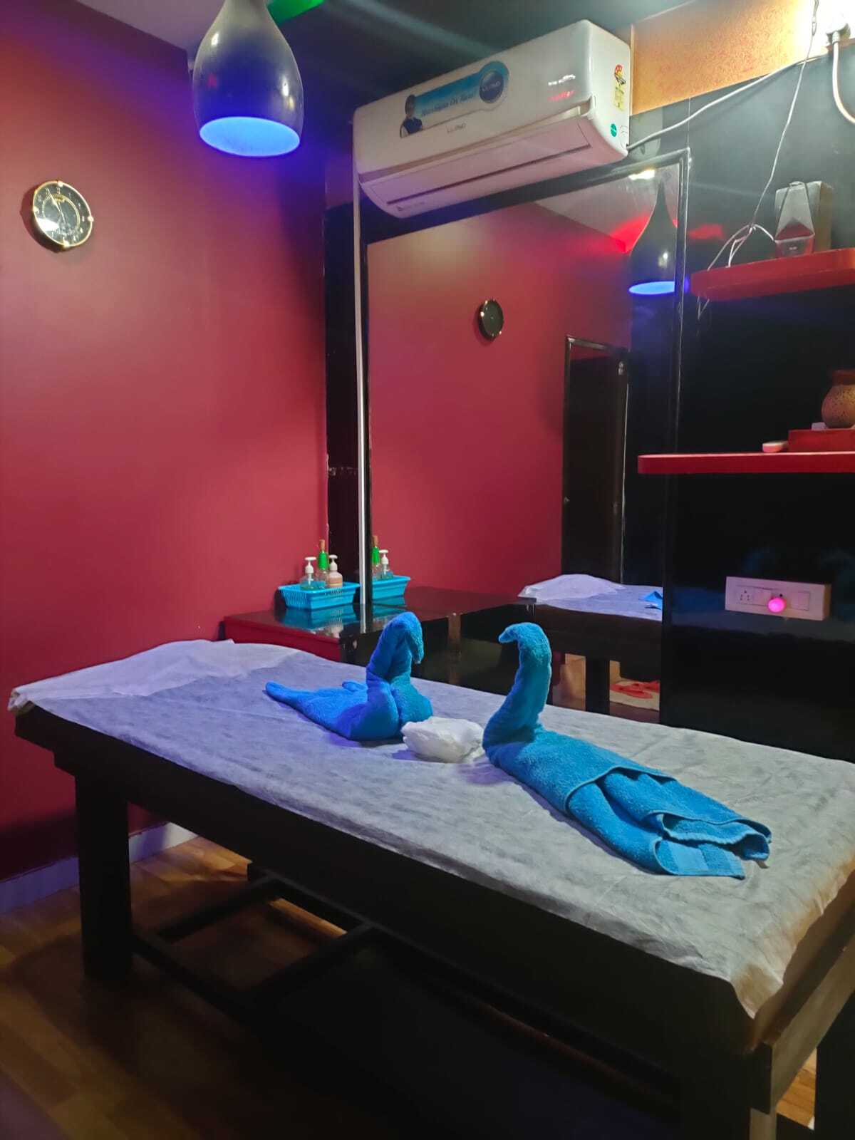 King Sp and Saloon in HSR Layout,Bangalore Best Body Massage Centres