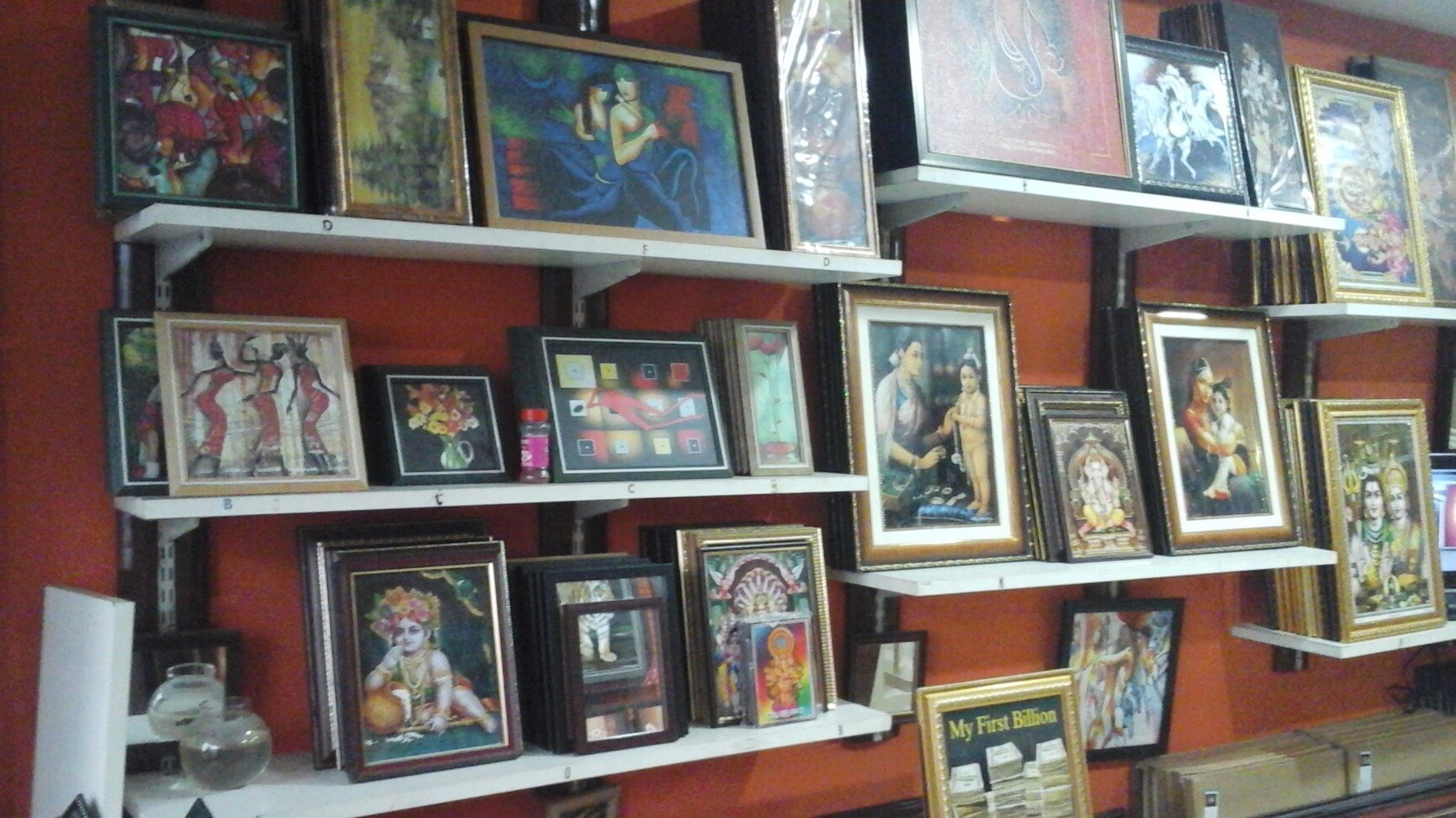 Harshita Frames in Balepetchickpet,Bangalore Best Photo Frame